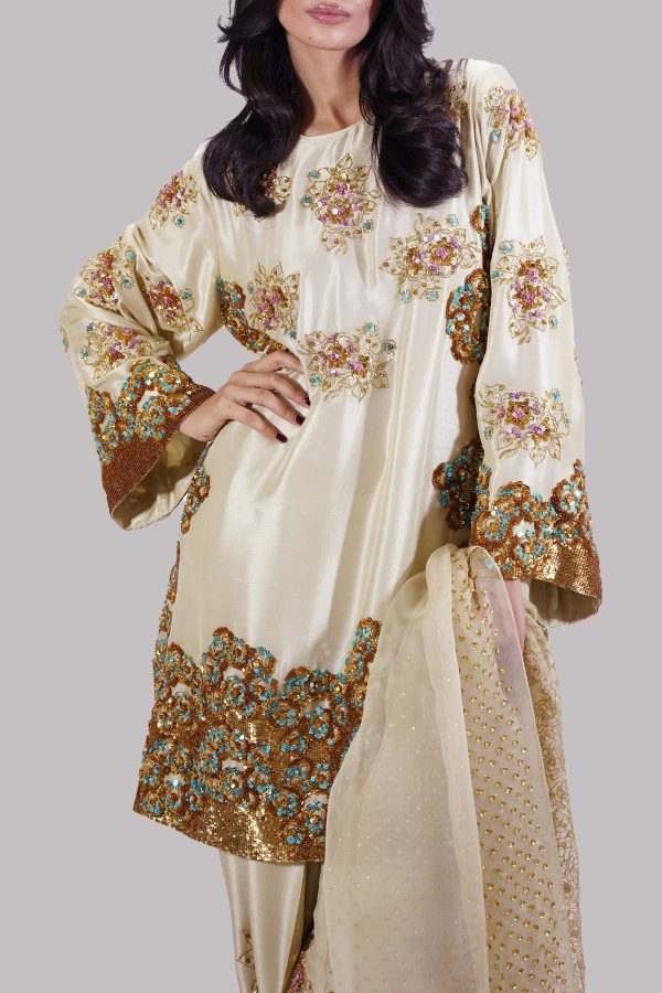 Lambs Wool Crème Embellished Raw Silk Set - Image 4