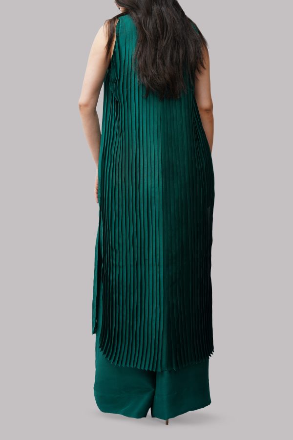 Galapagos Green Raw Silk Set - Image 3