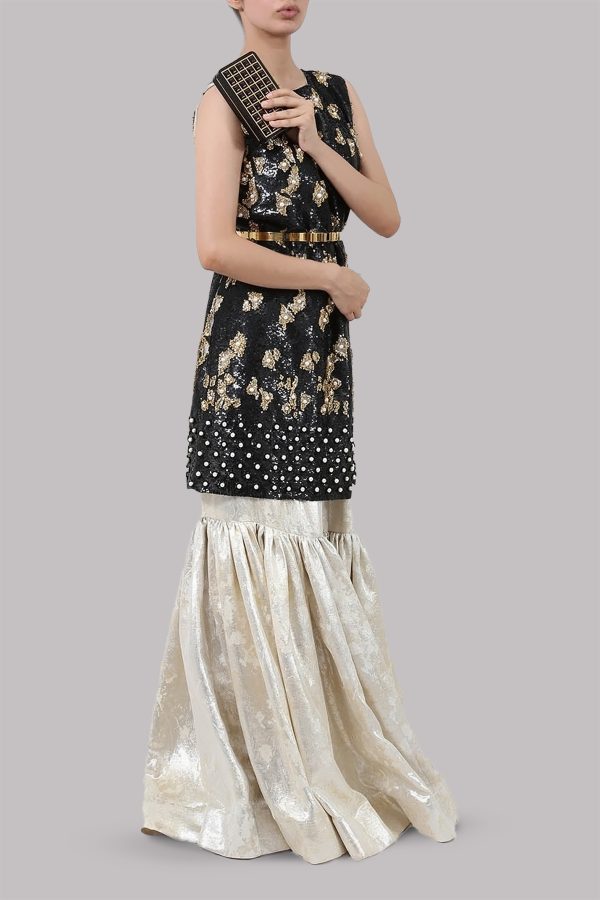 Black Embellished Tunic and Brocade Gharara Set - Image 2